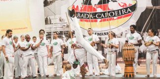 Der Verein Capoeira Karlsruhe bietet Kinderkurse im Gymnastikraum der Grundschule Rintheim an (Foto: Gregor Schwind)