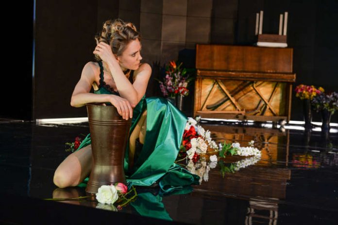 Hedda Gabler (Foto: Hans Jörg Michel)