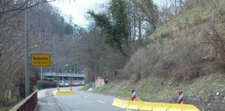 Die Fahrbahnverengung am östlichen Neidenfelser Ortsrand (Foto: André Faßbender)