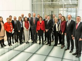 Die rheinland-pfälzische Landesregierung und der Vorstand der BASF SE haben sich zu Gesprächen in Ludwigshafen getroffen. Im Mittelpunkt des Informationsaustauschs, der jährlich stattfindet, stand ein breites Spektrum von Themen. (Foto: BASF-SE / Hans-Juergen Doelger)