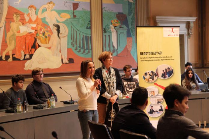 Ready Steady Go! – Bürgermeisterin Monika Kabs startet heute in ihre zweite Amtszeit Foto: Stadt Speyer
