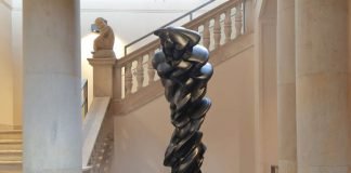 Tony Cragg, Contradiction, 2014/2018, Foto: Marisa Blume, HLMD © VG Bild-Kunst, Bonn, 2018