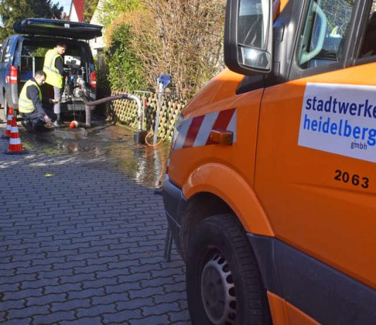 Rohrnetzspülungen (Foto: Peter Dorn)