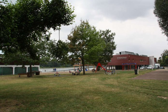 Das Strandbad (Foto: Stadt Mannheim) Das Strandbad (Foto: Stadt Mannheim)