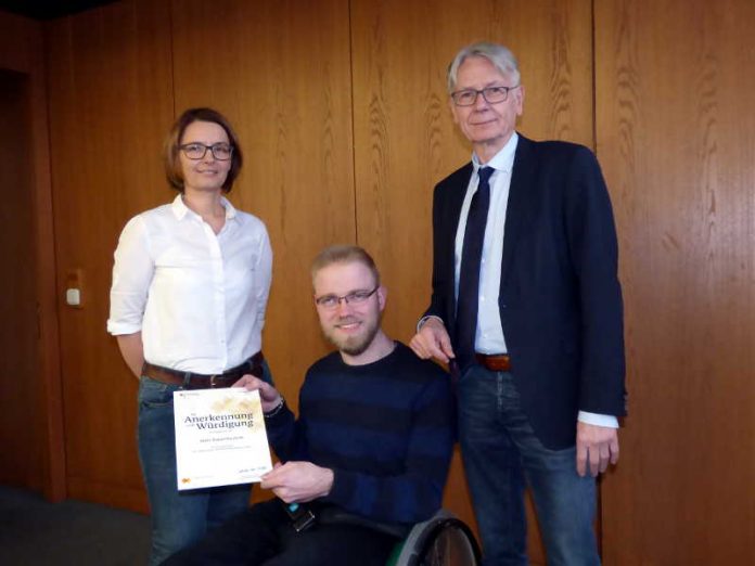 Urkundenübergabe_KL_inKLusiv_180301 Urkundenübergabe