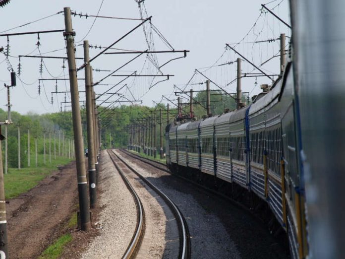 Zugreise Richtung Osten (Foto: Dr. Helmut Müller)