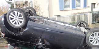 Nach Mißachtung der Vorfahrt landete der PKW auf dem Dach
