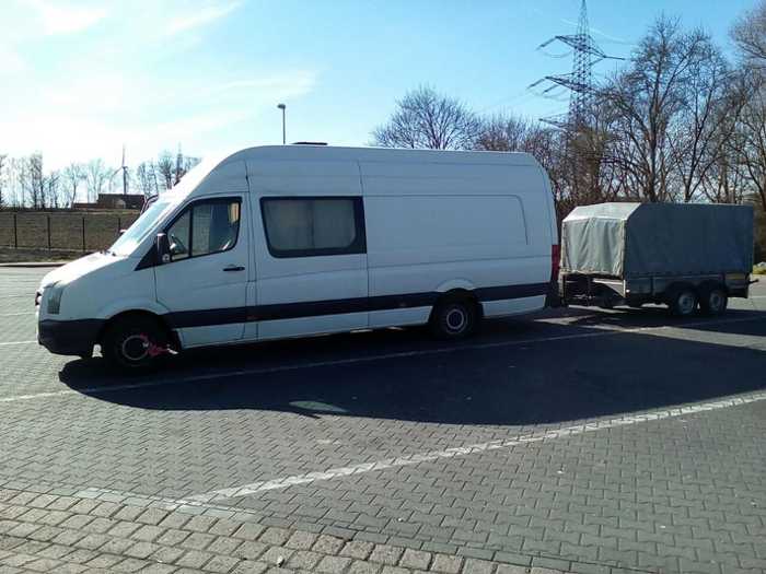 Um mehr als 42 Prozent überladener Kleintransporter