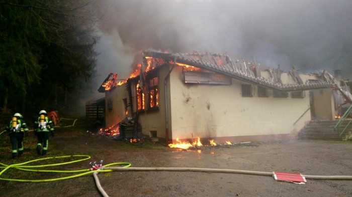 Vollbrand Schützenhaus