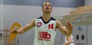 Hatte verletzungsbedingt früh Feierabend: Kapitän Thomas Erb (Foto: Michael Schmitt)