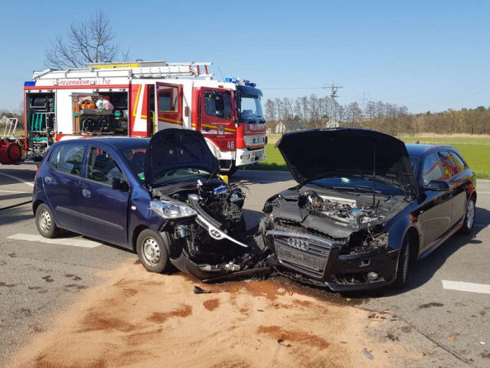 Verkehrsunfall auf der L529 (Foto: Feuerwehr Haßloch)