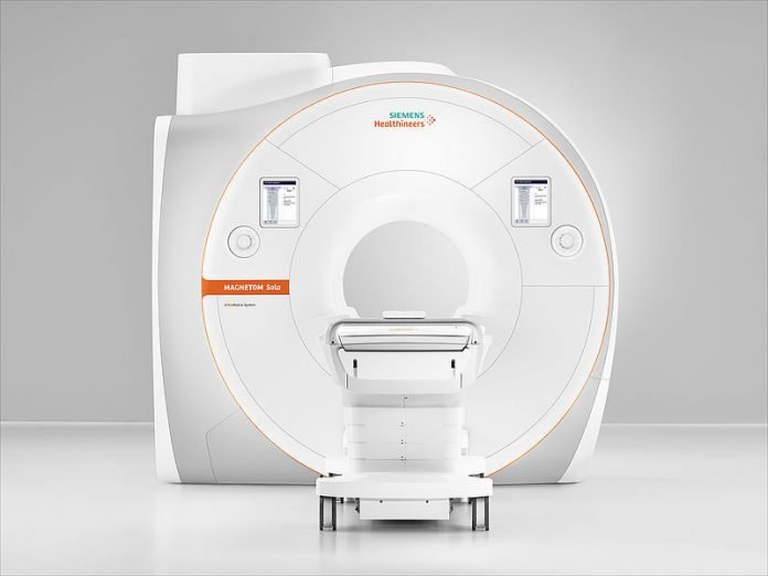 Der neuartige Magnetresonanztomograph Magnetom Sola (Quelle: Siemens Healthineers) Der neuartige Magnetresonanztomograph Magnetom Sola (Quelle: Siemens Healthineers)