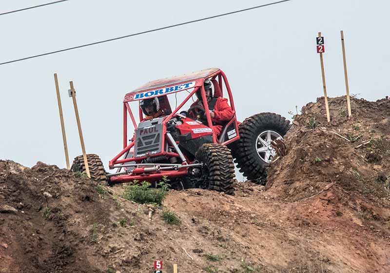 Off-Road-Fahrzeuge - Wettkampf (Foto: Helmut Dell)