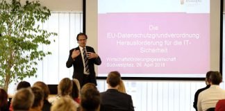 Der Vortrag von Guido Jost (Innenministerium Rheinland-Pfalz) zur EU-Datenschutz-Grundverordnung war frühzeitig ausgebucht und traf auf reges Interesse bei den Unternehmer der Südwestpfalz (Foto: Mario Moschel)