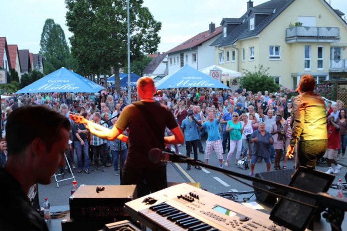 Weinheimer Weststadtfest am 16. Juni wird mit drei Bühnen wieder zum größten Open-Air-Konzert der Bergstraße – Flohmarkt und Aktionsstände (Foto: Stadt Weinheim)