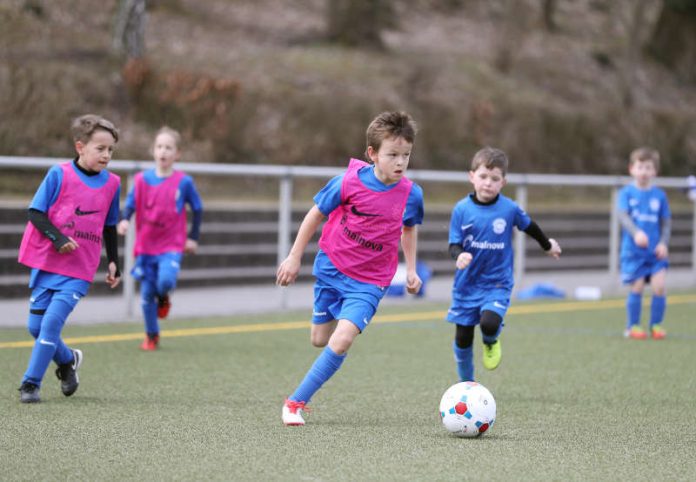 Jugend-Trainingslager mit der Eintracht Frankfurt Fußballschule (Foto: Mainova AG)