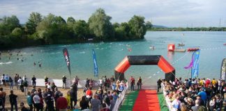 Schwimmbereich eines Triathlons in Nordbaden (Foto: Hannes Blank)