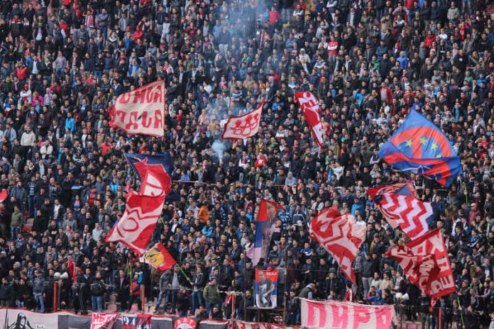 Ultras vermiesen auf der ganzen Welt den Fans die Freude am Fußball (Foto: Pixabay)