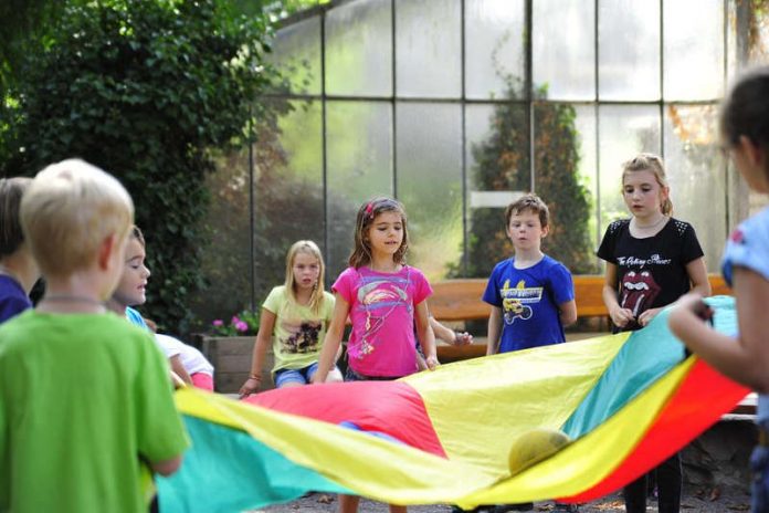 Kids im Zoo Landau (Foto: Andreas Stein)