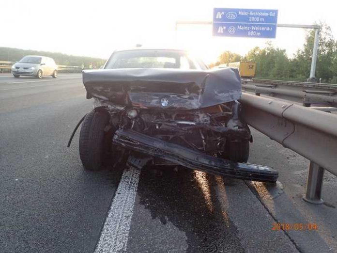 PKW des Unfallverursachers PKW des Unfallverursachers
