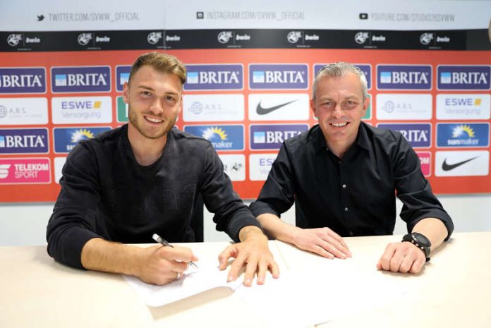 Freuen sich über die weitere Zusammenarbeit (v. l.): Maximilian Dittgen und Christian Hock (Foto: svww.de)