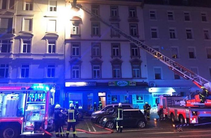 Feuer in der Eschersheimer Landstraße (Foto: Feuerwehr Frankfurt)