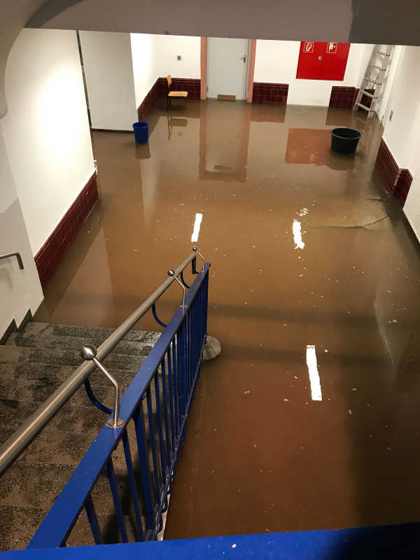 Burggymnasium_180611 Burggymnasium Wasserschaden
