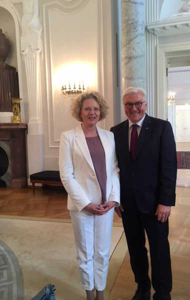 Bundespräsident Frank-Walter Steinmeier und Dr. Annette Ludwig