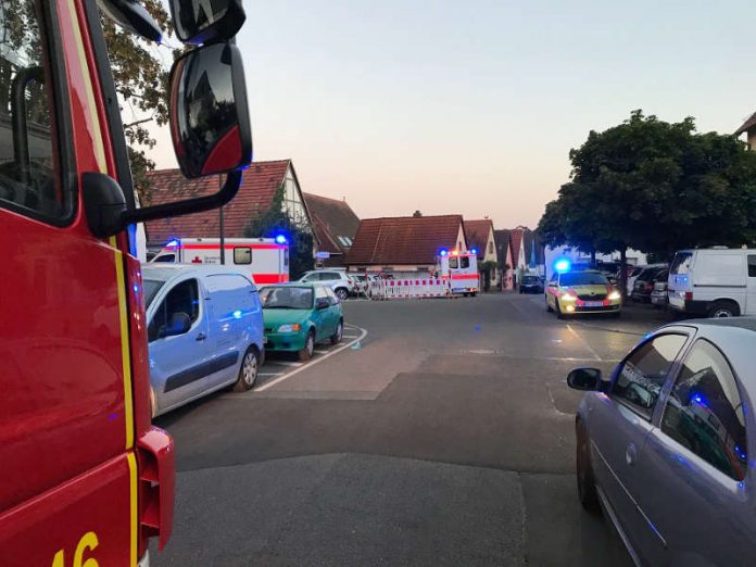 Einsatz in der Hauptstraße (Foto: Feuerwehr Brühl)