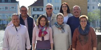 Das Team des Büros für Tourismus der Stadt Landau: Klemens Kieffer, Franz Müller, Sabrina Apel, Jean Memmier, Marion Pelz, Melissa Müller, Bernd Grün und Sonja Brunner-Hagedorn (v.l.n.r.). (Foto: Stadt Landau in der Pfalz)