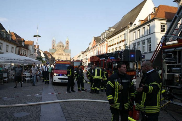 Rauchentwicklung in der Alten Münze (Foto: Feuerwehr Speyer)