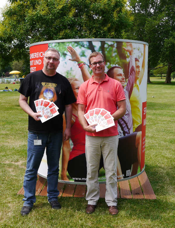 Marco Magin, Stellvertretender Sachgebietsleiter Mannheimer Schwimmbäder, und Uwe Kaliske, Fachbereichsleiter Sport und Freizeit (Foto: Stadt Mannheim)