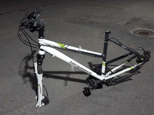 Damenrad “bergamont”, Modell “Sponsor Disc Trekking Performance”, Farbe: weiß/schwarz/grün
