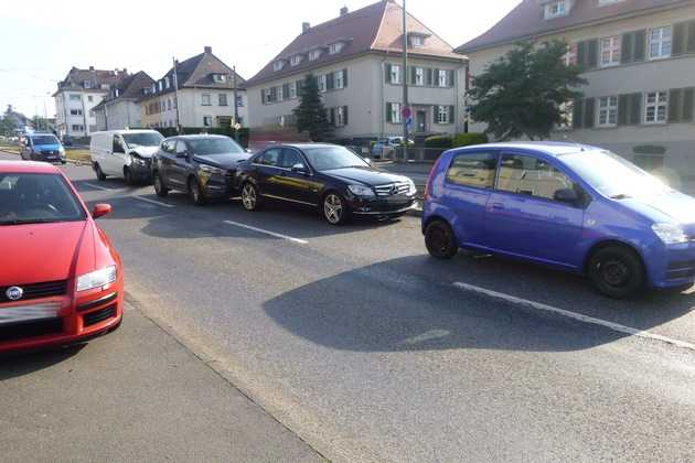 Auffahrunfall am 7. Juni 2018 auf der Ihringshäuser Straße in Kassel