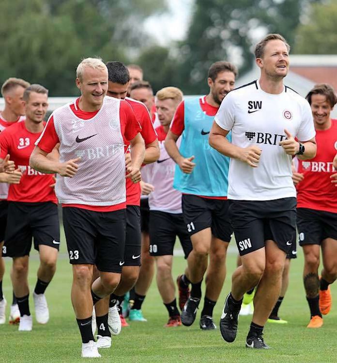 Auch mit 36 Jahren noch vorne dabei: Alf Mintzel (l.) (Foto: svww.de)