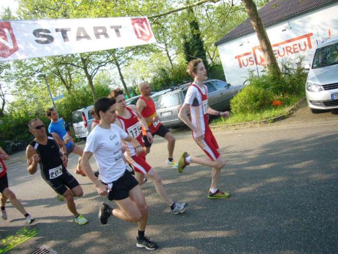 Volkslauf des TuS Neureut in Karlsruhe (Foto: Hannes Blank)