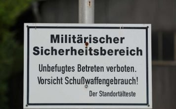 Schild "Militärischer Sicherheitsbereich" (Foto: Holger Knecht)
