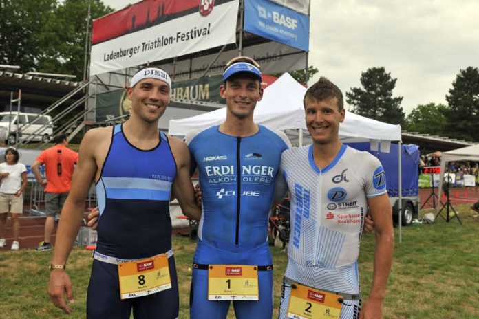 Martin Diebold, Florian Angert und Markus Rolli (v.l.) (Foto: PIX-Sportfotos /Michael Ruffler)