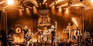 The Queen Kings beim Neuleininger Burgsommer 2018 (Foto: Helmut Dell)