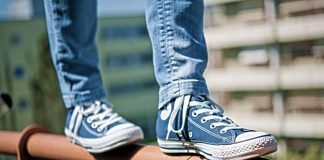 Bindung und Abgrenzung sind ein wichtiges Thema für Heranwachsende. Eine aktuelle Studie des Universitätsklinikums Heidelberg untersucht, inwiefern sich gute Beziehungen zu weiblichen Bezugspersonen auch anhand von körperlichen Messwerten zeigen. (Foto: Universitätsklinikum Heidelberg)