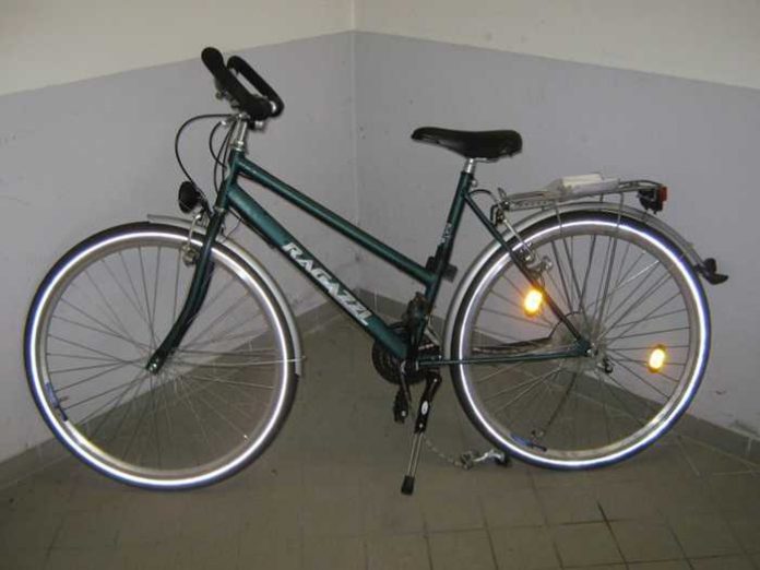 Wem gehört dieses Rad? Polizei Gießen bittet um Mithilfe Wem gehört dieses Rad? Polizei Gießen bittet um Mithilfe