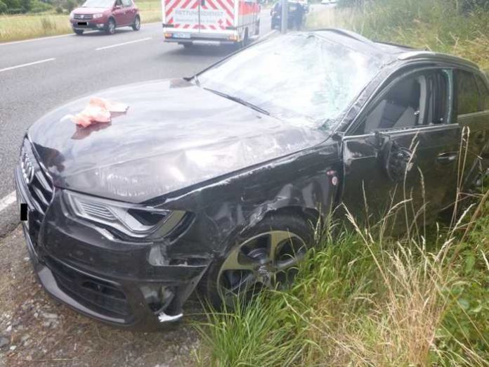 Unfallfahrzeug Unfallfahrzeug