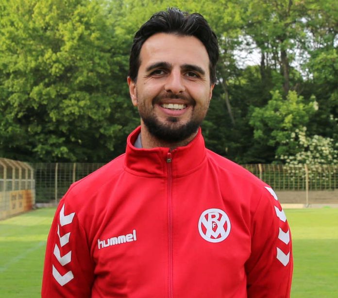 Trainer Battal Külcü (Foto: VfR Mannheim)
