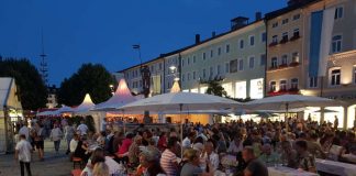 Pfälzer Weinfest (Foto: Verbandsgemeindeverwaltung Offenbach an der Queich)