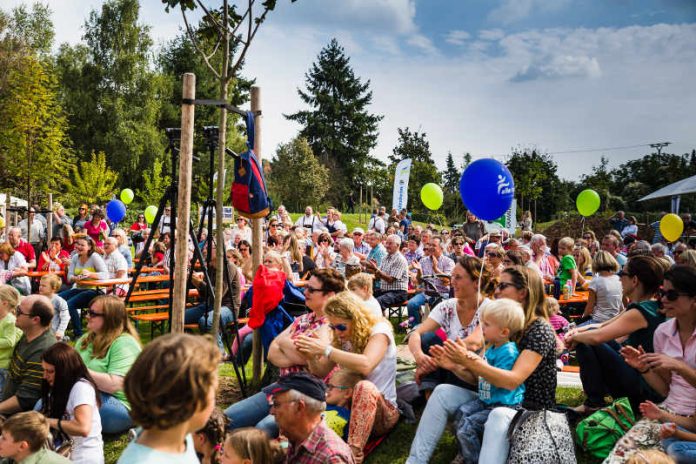 Der Förderverein alla hopp! Ilbesheim e.V. lädt ein (Foto: TIZIE Photographie)