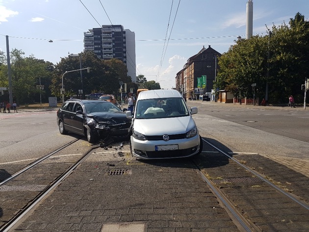 Artikel: Ludwigshafen-West - Unfall mit Folgen