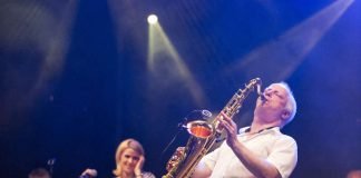 Brass Machine, die Band um Saxophonist Jens Vollmer, ist am Samstagabend, 24. August 2018, auf dem Exe zu Erleben. Das Open-Air-Konzert stimmt die Pirmasenser und ihre Gäste auf den Landesweiten Ehrenamtstag ein. (Foto: view - die agentur/Reiner Voß)