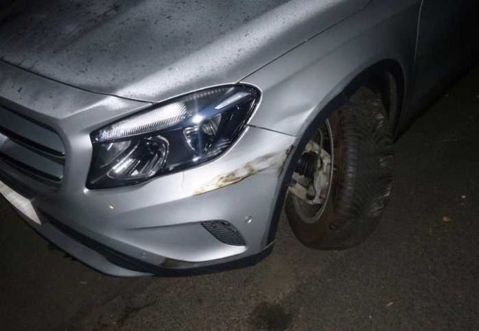 Unfallflucht am frühen Sonntagmorgen (26.08.18) in der Straße “Am Fichtenrain” in Kassel-Jungfernkopf: Zeugen gesucht. Unfallflucht am frühen Sonntagmorgen (26.08.18) in der Straße “Am Fichtenrain” in Kassel-Jungfernkopf: Zeugen gesucht.