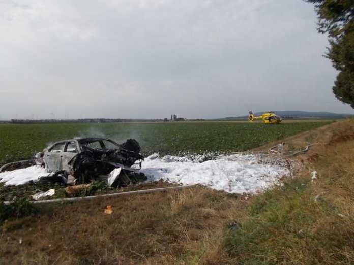 Tödlicher Verkehrsunfall auf der L 401 in Höhe Mauchenheim, 31.08.2018 Tödlicher Verkehrsunfall auf der L 401 in Höhe Mauchenheim, 31.08.2018