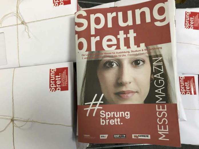 Die Messezeitung Sprungbrett (Foto: LUKOM)